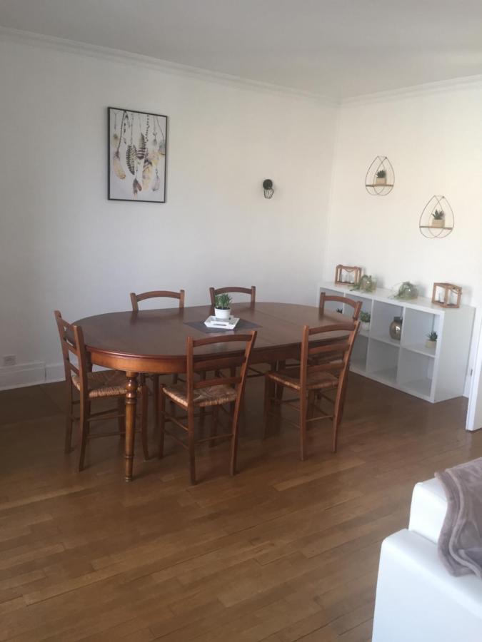 Appartement 1Er Etage Carignan Екстериор снимка